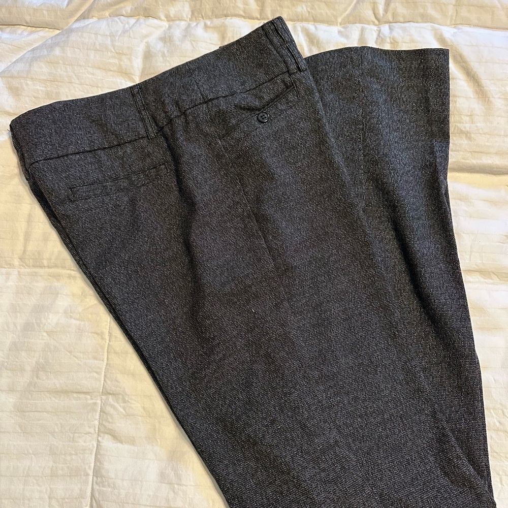 Joe B - Dress Pants. Black. Size 9